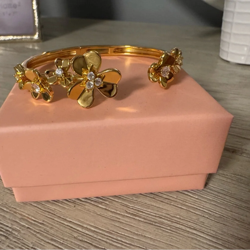 frivole 7 flowers gold bracelet - Picture 8 of 8